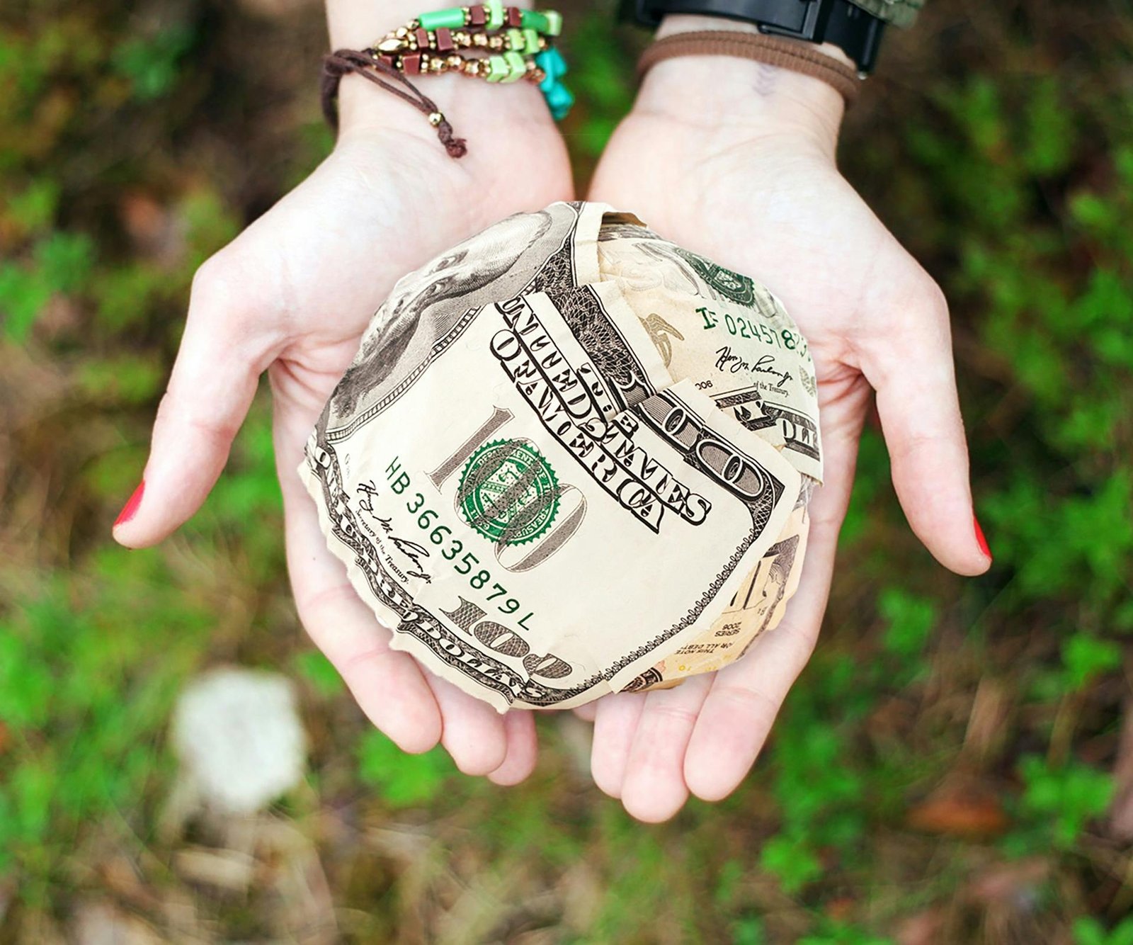 Best Scholarships Websites for Finding Financial Aid in 2025