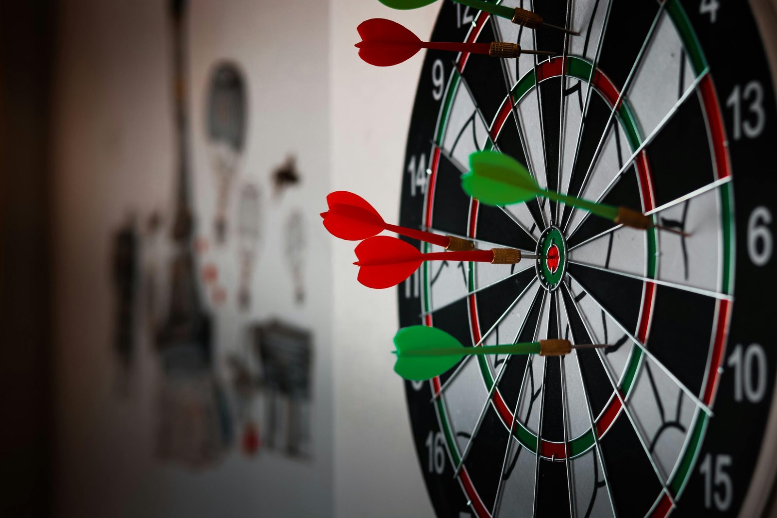 Target Media: Definition, Strategies, Challenges, and the Future of Precision Marketing